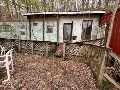 467 Rivervale Cabin Rd, Bedford, IN 47421