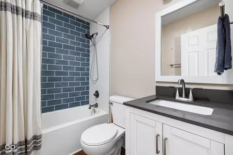 3916 E 10th St, Indianapolis, IN 46201 photo 18