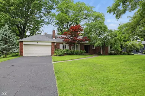 8752 Washington Blvd E Dr, Indianapolis, IN 46240