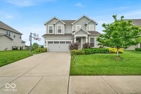 13495 Forest Glade Dr, Fishers, IN 46037