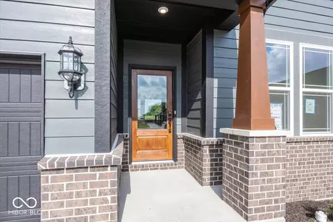 6418 Springtide Ct, Plainfield, IN 46168 photo 2