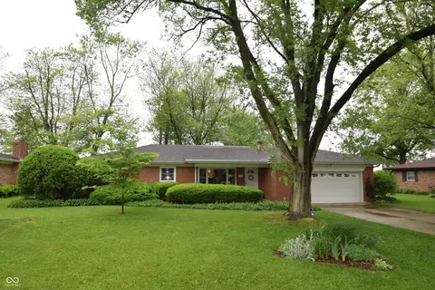 2205 Everett St, Crawfordsville, IN 47933
