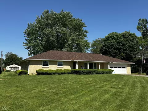 7127 Lincoln St, Anderson, IN 46013