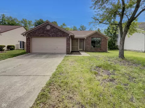 4825 May Ridge Ln, Indianapolis, IN 46254
