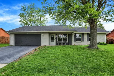 200 Forum Dr, Whiteland, IN 46184
