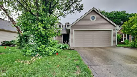 7859 Chesapeake Dr E, Indianapolis, IN 46236
