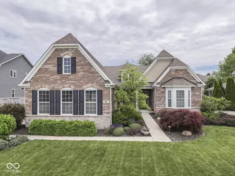 187 N Bend Dr, Greenwood, IN 46142