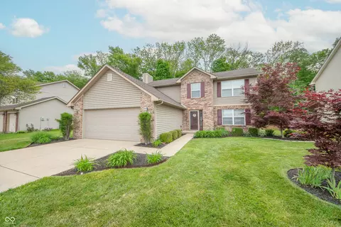 2875 Prairie Stream Way, Columbus, IN 47203