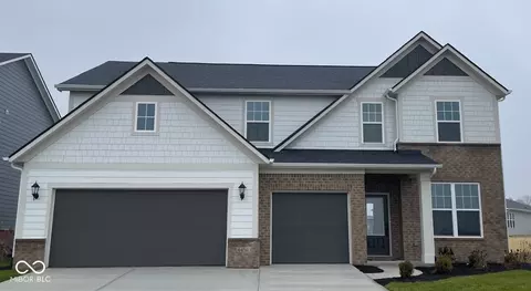 6450 Stone Side Dr, Plainfield, IN 46168