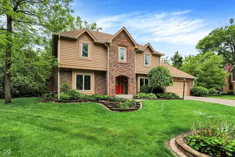 11469 Woodview Ct, Fishers, IN 46038