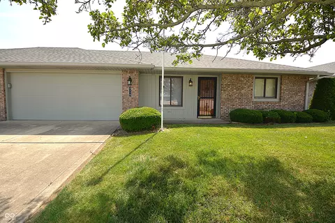4116 Burton Pl Ct, Anderson, IN 46013