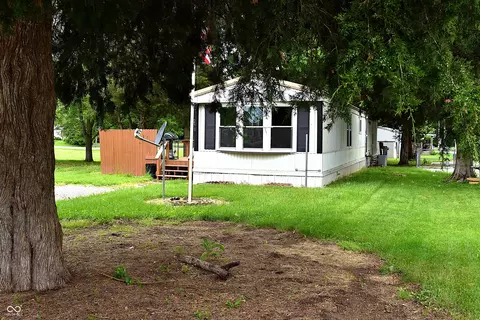290 Bubble Loo Rd, Cloverdale, IN 46120
