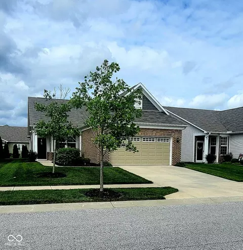 4960 Silverbell Dr, Plainfield, IN 46168
