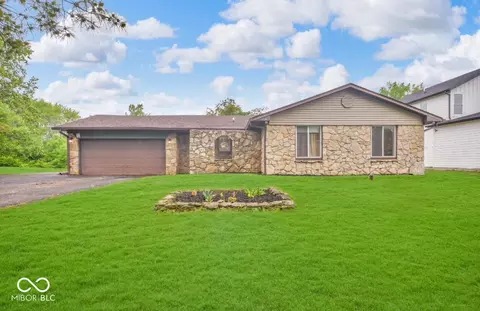 8102 Sycamore Springs Trl, Indianapolis, IN 46239