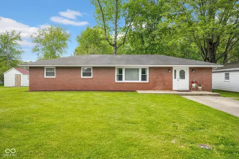225 E Norris Hts, North Vernon, IN 47265