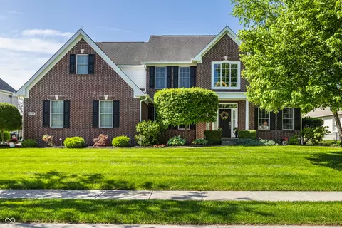 6649 Braemar Ave S, Noblesville, IN 46062