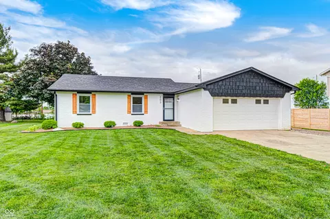 203 Leerkamp Dr, Franklin, IN 46131