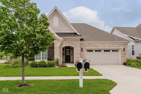 15593 Marsden Dr, Westfield, IN 46074