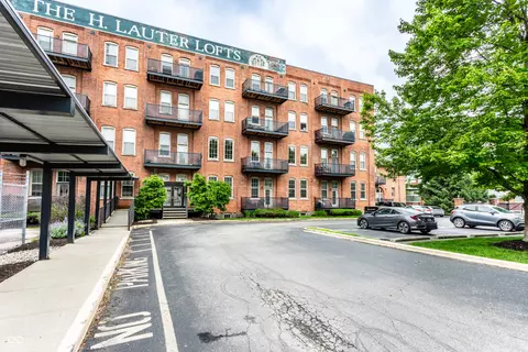 55 S Harding St #308, Indianapolis, IN 46222
