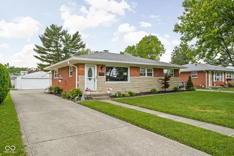 2110 Allison Ave, Speedway, IN 46224
