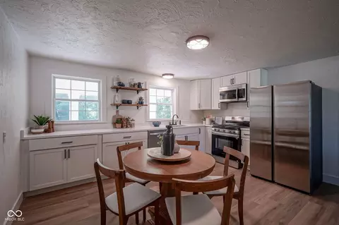 Kitchen - 678 N Pendleton Ave, Pendleton, IN 46064 photo 1 of 3
