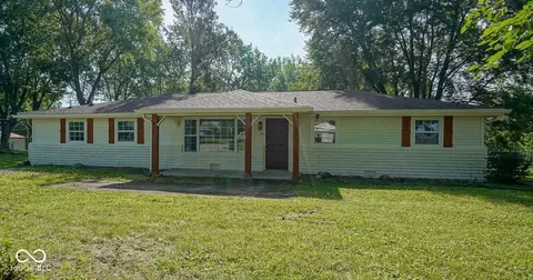 678 N Pendleton Ave, Pendleton, IN 46064