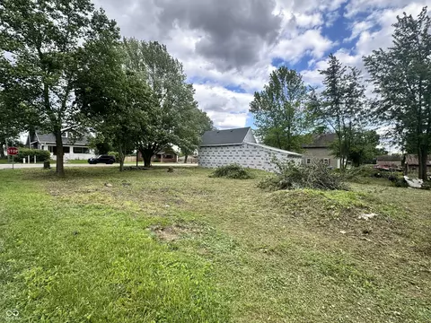 6326 N Main St, Wilkinson, IN 46186