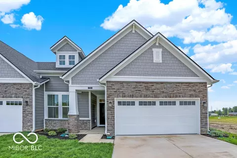7595 Bluegill Dr, Noblesville, IN 46062