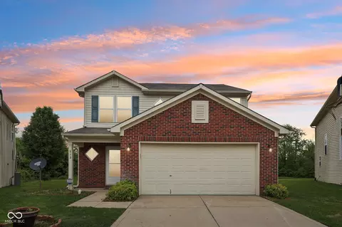 513 Sun Catcher Dr, Avon, IN 46123