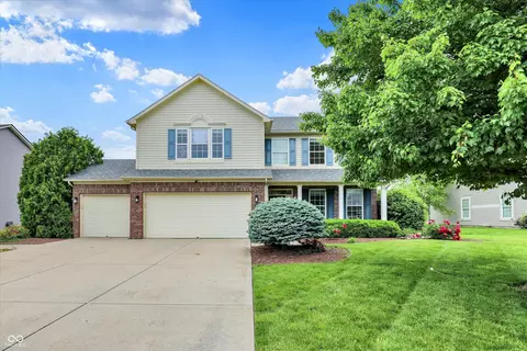 5598 W Woodstock Trl, Mccordsville, IN 46055
