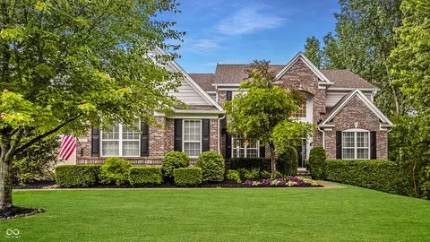 11552 Buckskin Dr, Zionsville, IN 46077
