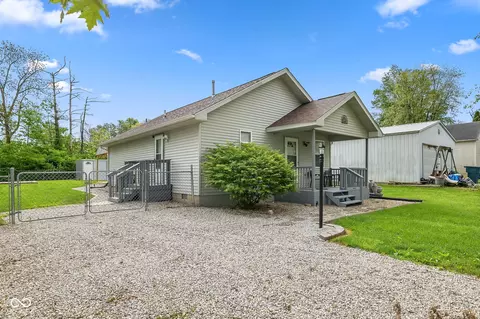 2414 N Blaine St, Muncie, IN 47303