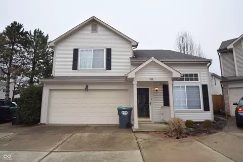 708 Mountain Pine Dr, Greenwood, IN 46143