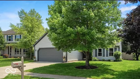 17841 Grassy Knoll Dr, Westfield, IN 46074 photo 3