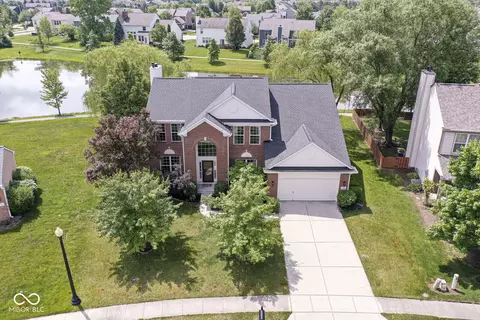 14353 Chariots Whisper Dr, Westfield, IN 46074