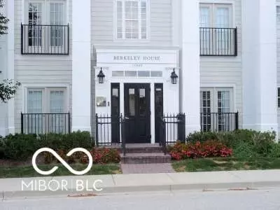 12860 University Cres #1B, Carmel, IN 46032
