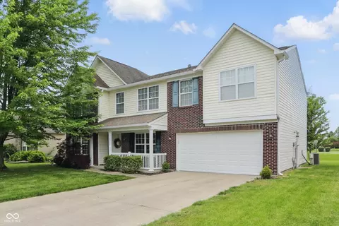 6552 Hunters Rdg S, Zionsville, IN 46077