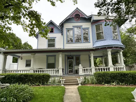 733 E Washington St, Greencastle, IN 46135