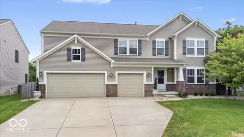 19534 Forsythe Dr, Noblesville, IN 46060