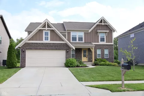 9903 Deep Royal Way, Indianapolis, IN 46239