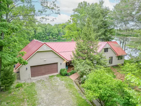 5821 Bittersweet Rd, Morgantown, IN 46160
