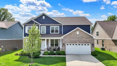 7319 Farlin Dr, Whitestown, IN 46075