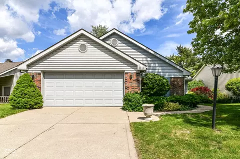 8713 Champions Dr, Indianapolis, IN 46256