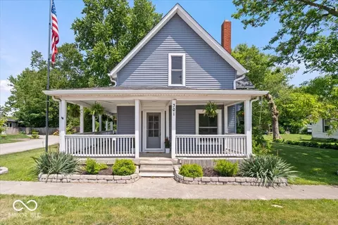 301 S Main St, Whitestown, IN 46075