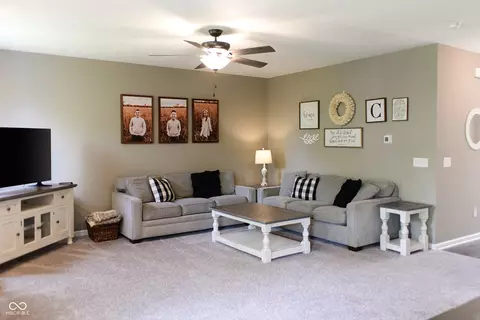 6377 Harvey Dr, Plainfield, IN 46168 photo 9