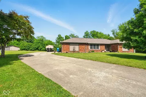 564 Penright Ct, Indianapolis, IN 46217