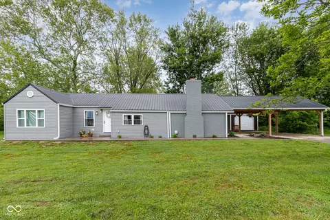 9432 State Road 48, Aurora, IN 47001