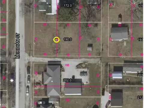 13 N Meridian St, Roachdale, IN 46172
