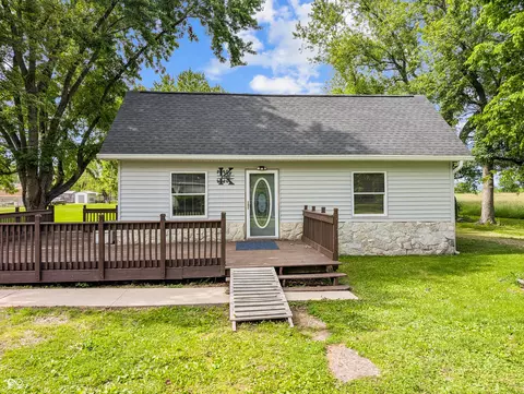 308 E Harrison St, Kirklin, IN 46050