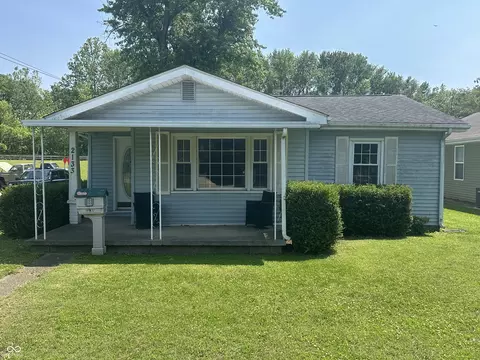 2133 10th St, Columbus, IN 47201